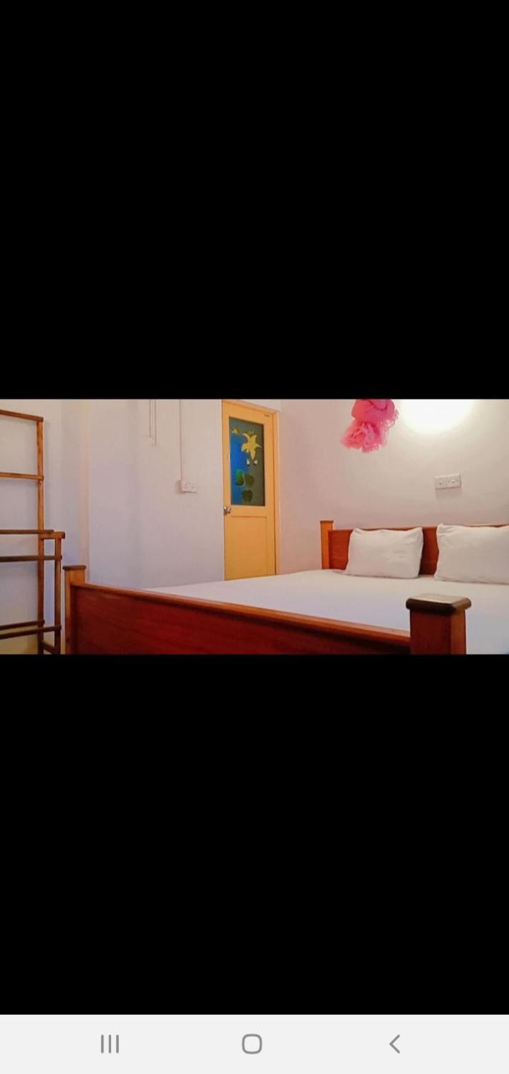 Pravindi Guest Home Mirissa Pokój zdjęcie